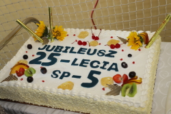tort 25 lat